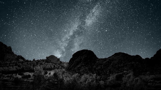 如何评价杨立昆认为大模型只是对海量文本的模式进行复杂拟合，根本不懂意义？